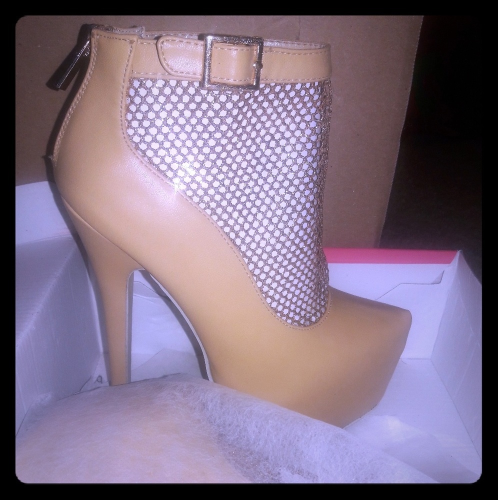 Women's platform high heels